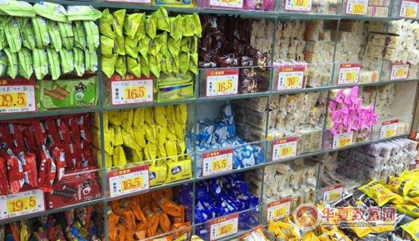 喜福多零食店加盟